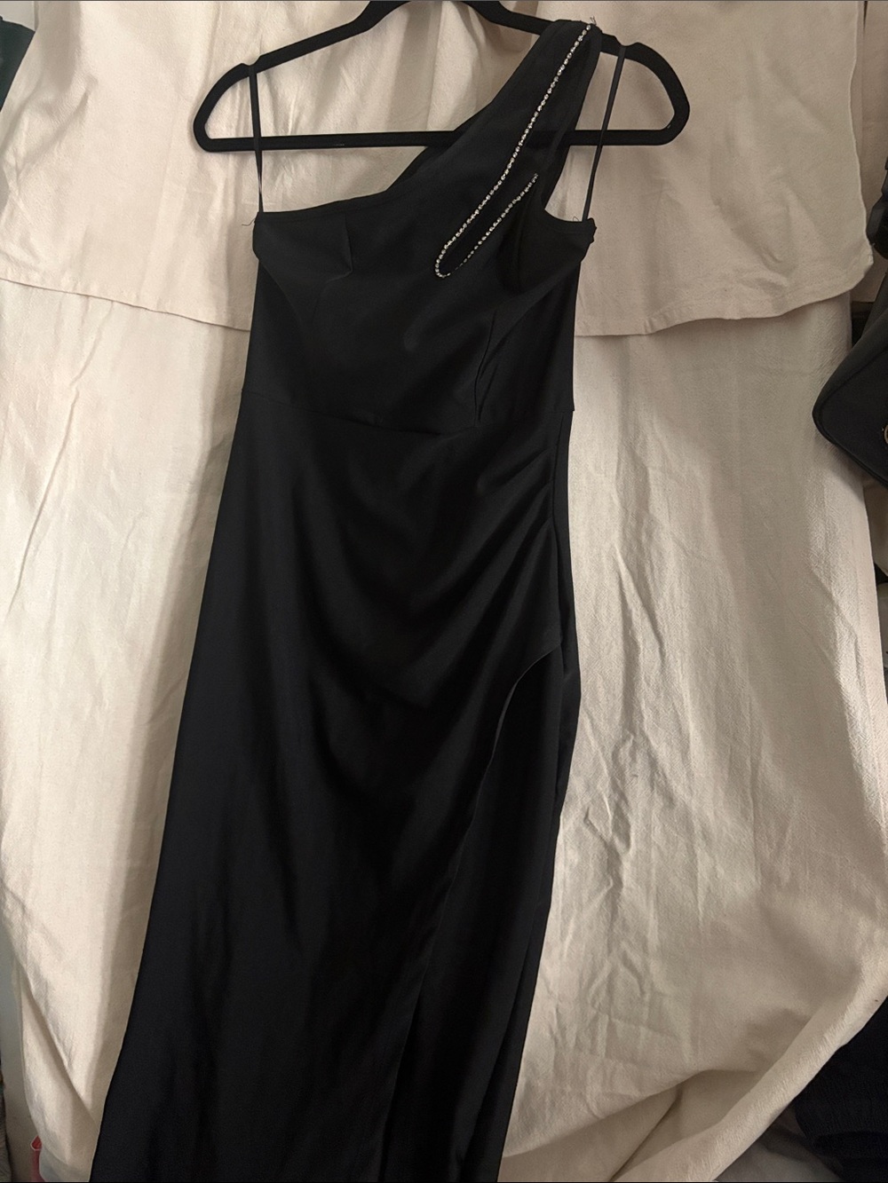 SHEIN Black One-Shoulder Evening Gown with Rhinestone Strap